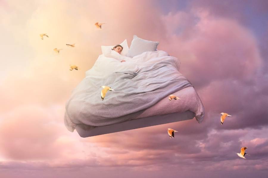 How To Learn Lucid Dreaming for Creativity and Personal Growth 1